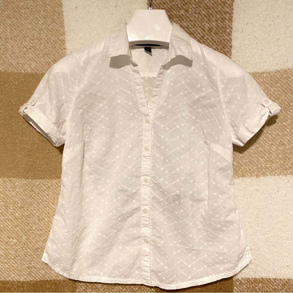🌴 Karen Scott White Floral Button Down Shirt